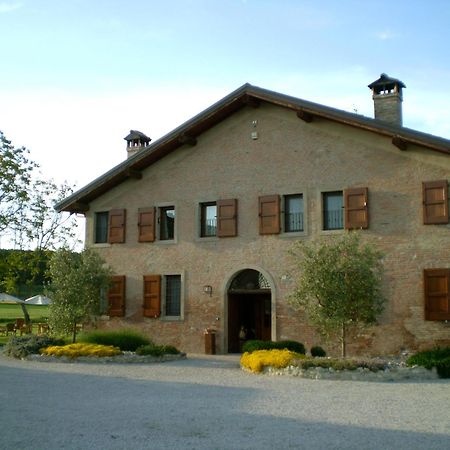 بيفي دي سينتو Agriturismo La Cascinetta المظهر الخارجي الصورة