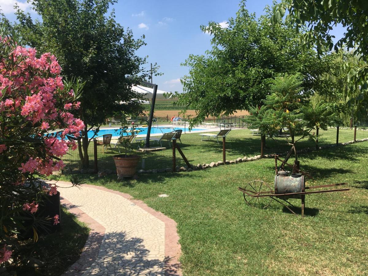 بيفي دي سينتو Agriturismo La Cascinetta المظهر الخارجي الصورة